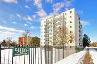 986 HURON Street 407, London East, ON N5Y 5E4