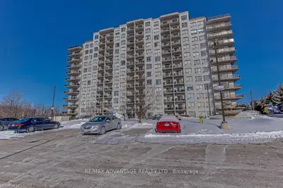 353 COMMISSIONERS Road W 615, London South, ON N6J 0A3
