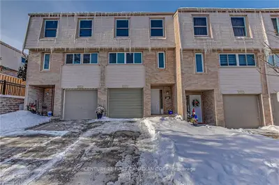 1232 LIMBERLOST Road W 43, London North, ON N6G 3A5