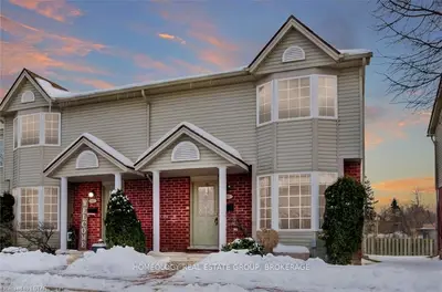 101 Brookside Street 44, London South, On N5z 5c9