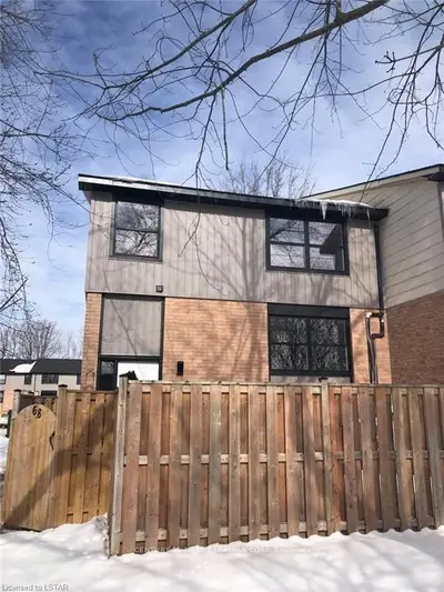 105 ANDOVER Drive 68, London South, ON N6J 4B1