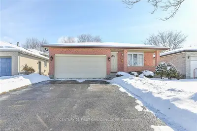 79 CONWAY Lane, London South, ON N6E 3J9