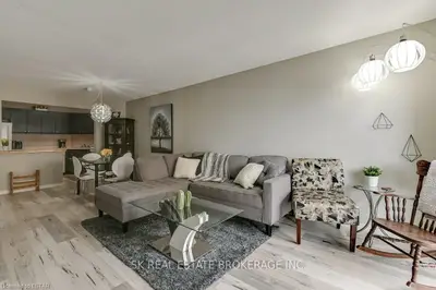 858 COMMISSIONERS Road E 902, London South, ON N6C 5Y5