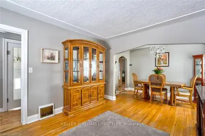 111 ADELAIDE Street S, London South, ON N5Z 3K6