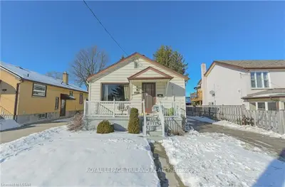 1176 Trafalgar Street, London East, ON N5Z 1H2
