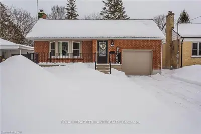53 BROADWAY Avenue, London South, ON N6P 1A8