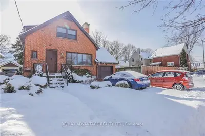 561 CHEAPSIDE Street, London East, ON N5Y 3X7