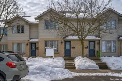 925 LAWSON Road 52, London North, ON N6G 4X3