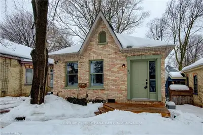 51 BECHER Street, London South, ON N6C 1A6