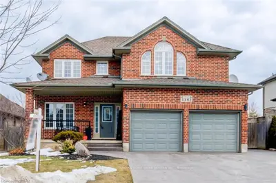 3392 MCLAUCHLAN Crescent, London South, ON N6P 0A4