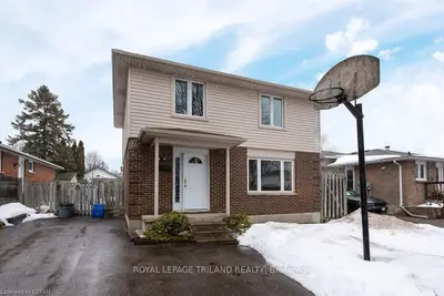 80 DUDLEY Crescent, London South, ON N6E 1S5