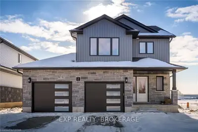 2 Reeves Road, Ingersoll, On N5c 0e1
