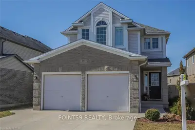 3144 MEADOWGATE Boulevard, London South, ON N6M 0B7