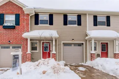 3025 SINGLETON Avenue 124, London South, ON N6L 0E6