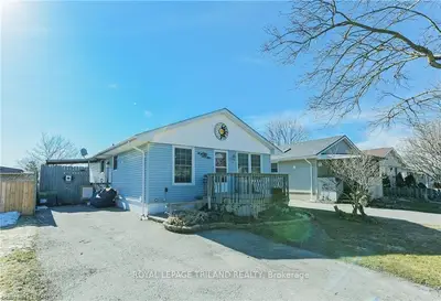 19 SNOWDON Crescent, London South, ON N6E 1G5
