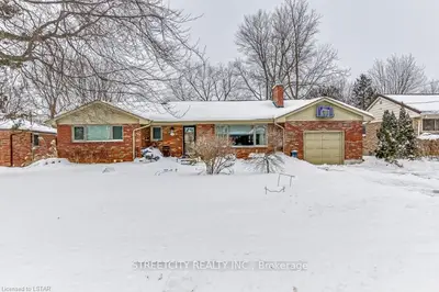 165 TARBART Terrace, London North, ON N6H 3B3
