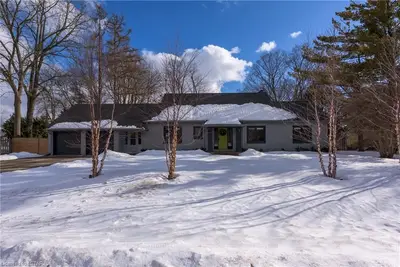 25 NORTHCREST Drive, London North, ON N5X 3V7