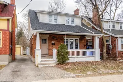 1043 PATRICIA Street, London East, ON N6A 3V3
