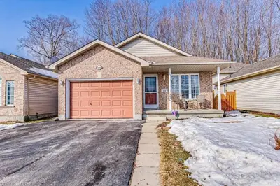 830 Railton Avenue, London East, ON N5V 4W5