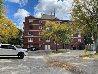 626 FIRST Street 304, London East, ON N5V 2A2