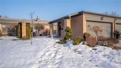 50 FIDDLERS GREEN Road 44, London North, ON N6H 4T4