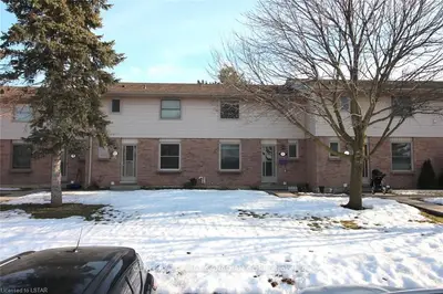 1855 ALDERSBROOK Road 10, London North, ON N6G 4R7