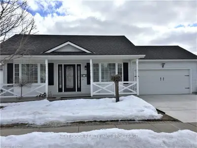 9 Balazs Court, Tillsonburg, On N4g 5v5