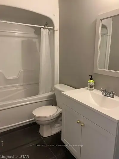 1775 CULVER Drive 28, London East, ON N5V 3H6