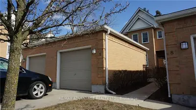 1570 RICHMOND Street 9, London North, ON N6G 4W1