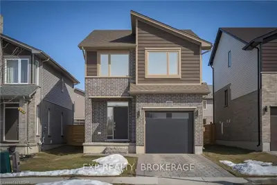 643 Blackacres Boulevard, London North, ON N6G 0V2