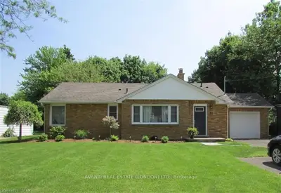 67 BROADWAY Avenue, London South, ON N6P 1A9