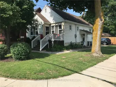 538 QUEBEC Street, London East, ON N5W 3Z1