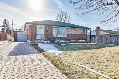 205 BURLINGTON Street, London South, ON N5Z 3W3