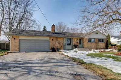 586 SALWAY Street, London North, ON N6H 3P8