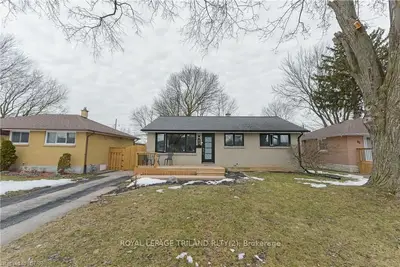 89 JASPER Crescent, London East, ON N5W 1J9