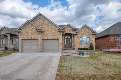 1011 MANCHESTER Road, London North, ON N6H 5J1