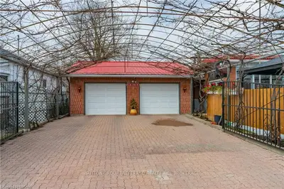 91 WILLIAM Street, London East, ON N6B 3B2
