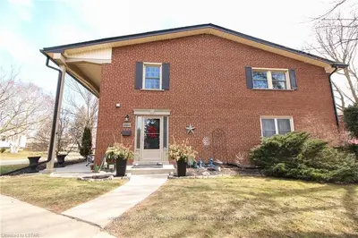 1084 GUILDWOOD Boulevard 32, London North, ON N6H 4G5