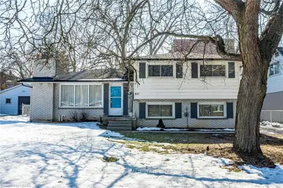 671 VICTORIA Street, London East, ON N5Y 4C2