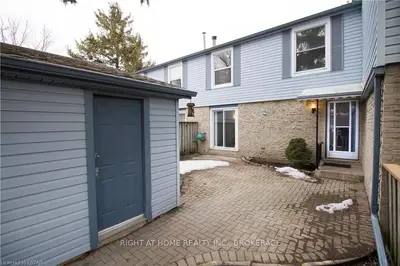 12 Dalhousie Crescent, London South, ON N6K 1N6