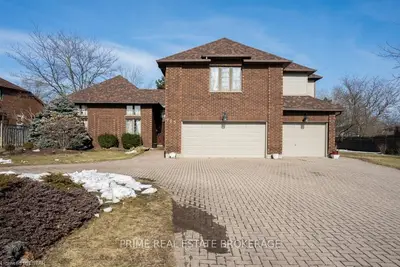 735 FRANKLINWAY Crescent, London North, ON N6G 5C8