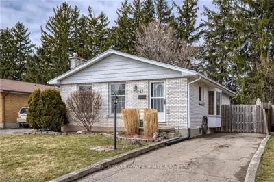 17 CORNELL Street, London East, ON N5V 1N2