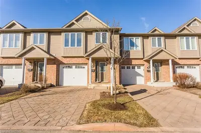 1600 MICKLEBOROUGH Drive 74, London North, ON N6G 5R9