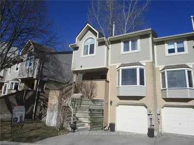 9 AILSA Place 28, London South, ON N5Z 4Z6