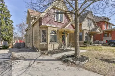 54 PALACE Street, London East, ON N6B 3A7