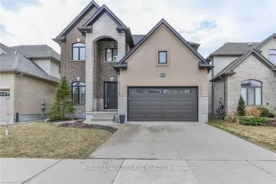 6617 UPPER CANADA, London South, ON N6P 0C2