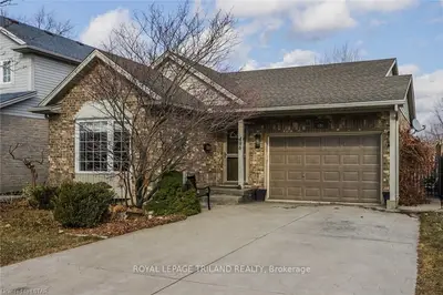 496 CARDIGAN Drive, London South, ON N6M 1J4