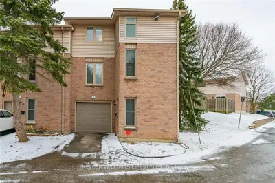 1855 Aldersbrook Road 21, London North, On N6g 4r5