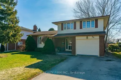 26 MILFORD Crescent, London North, ON N5X 1A8