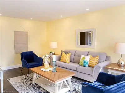 47 HARDING Crescent, London South, ON N6G 1G2
